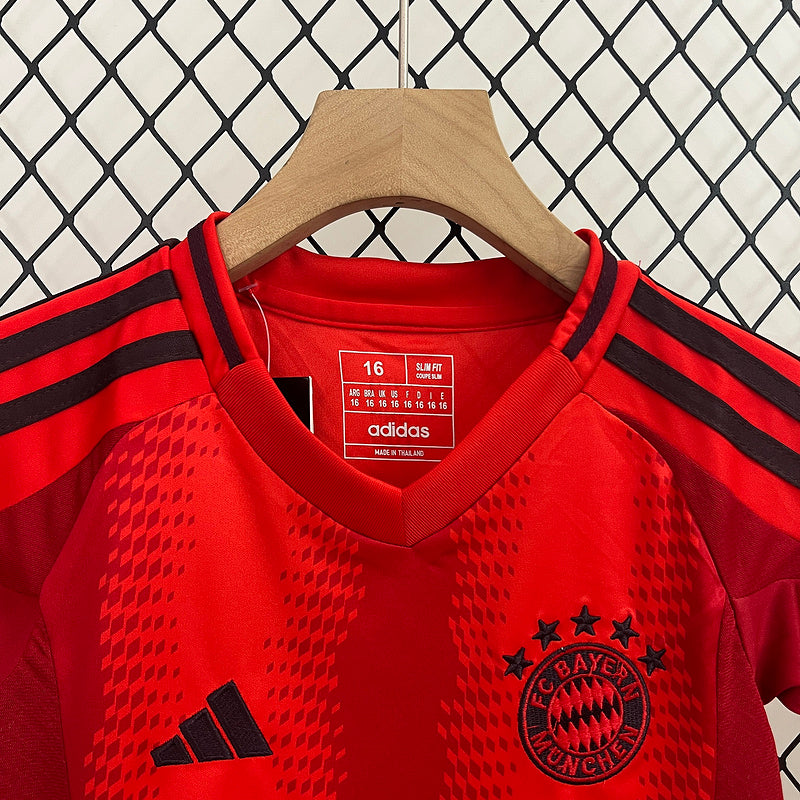 Camiseta Bayern de Múnich 24/25 - Niños (Pantalón Corto Incluido)