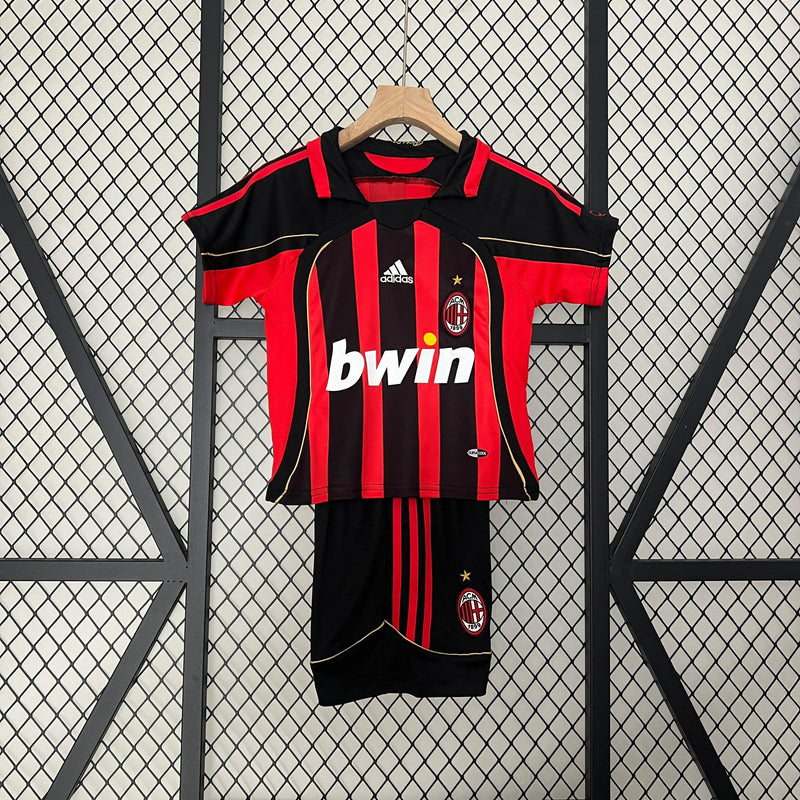 Camiseta AC Milan 06/07 - Niños (Pantalón Corto Incluido) RETRO - TIENDA LUXSHOP