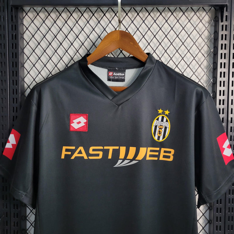 Camiseta Juventus 01/02 Retro - TIENDA LUXSHOP