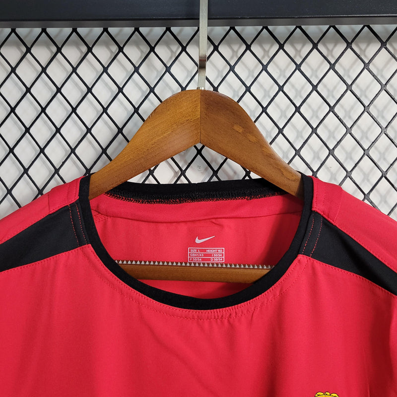 Camiseta Manchester United (Manga Larga) 02/04 Retro - TIENDA LUXSHOP