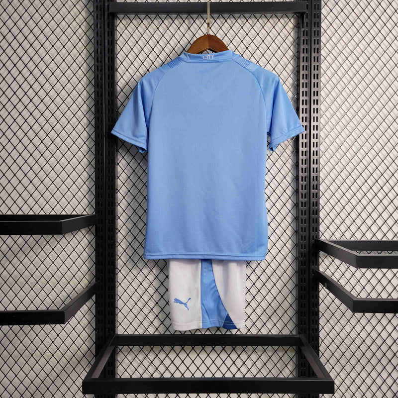 Camiseta Manchester City 23/24 - Niños (Pantalón Corto Incluido) - Lux Shop